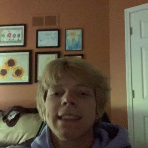 Meet your Posher, Carson